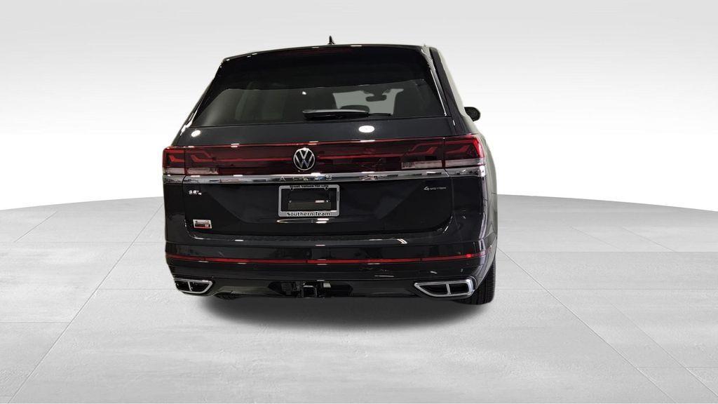 new 2025 Volkswagen Atlas car, priced at $53,134
