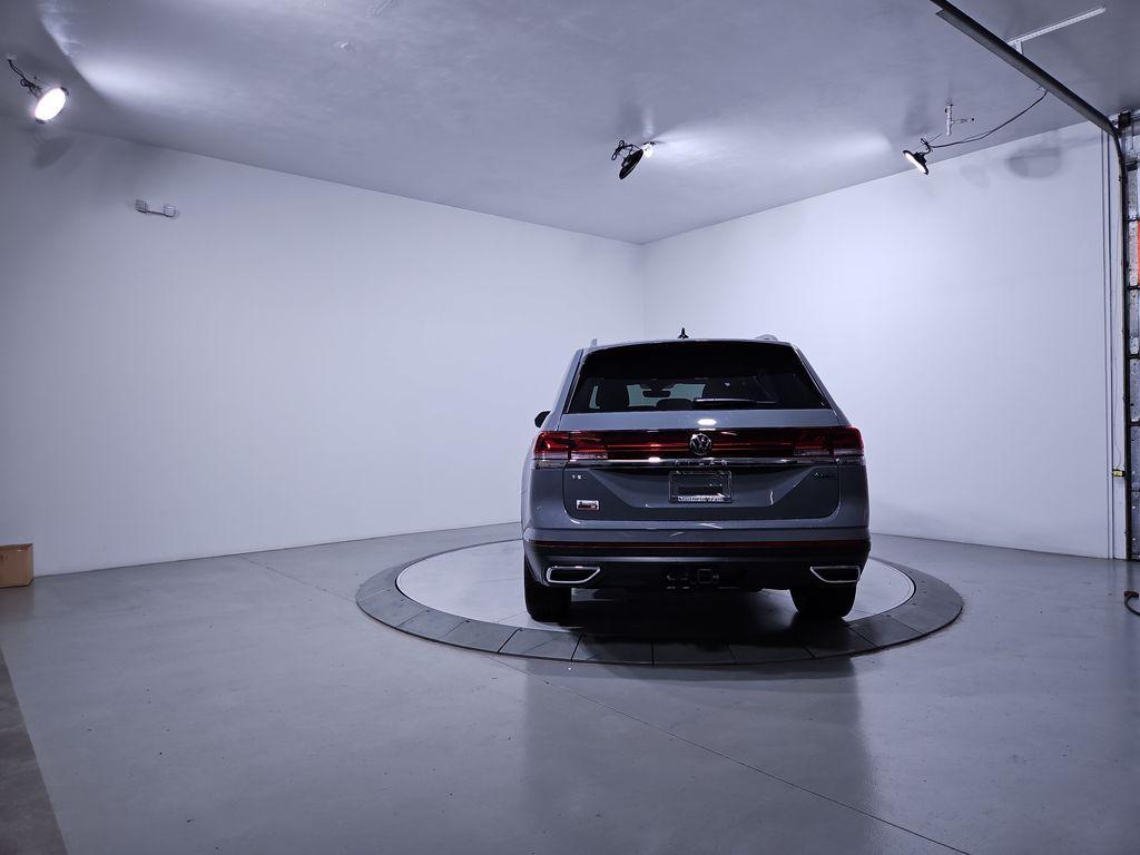 new 2025 Volkswagen Atlas car, priced at $45,270