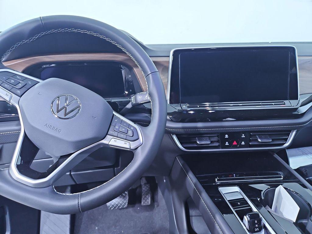 new 2025 Volkswagen Atlas car, priced at $44,766