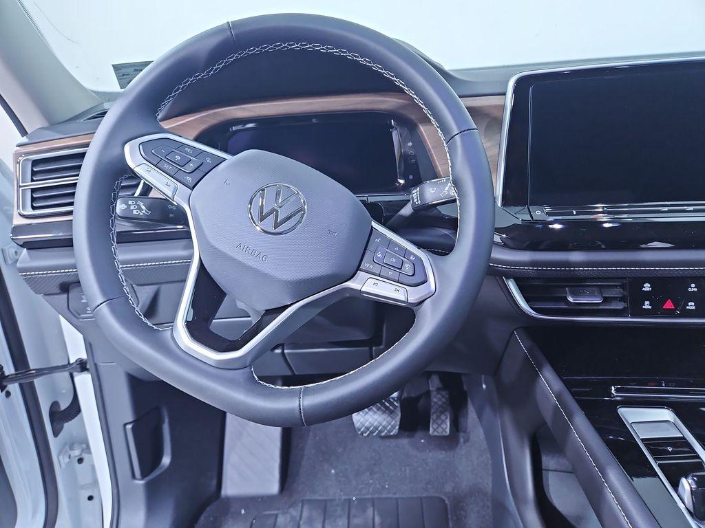 new 2025 Volkswagen Atlas car, priced at $44,766