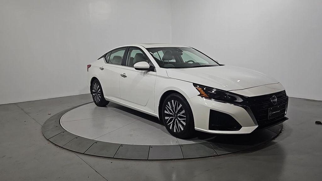 used 2023 Nissan Altima car, priced at $26,952