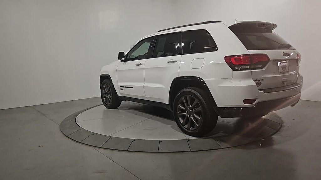 used 2016 Jeep Grand Cherokee car, priced at $13,831