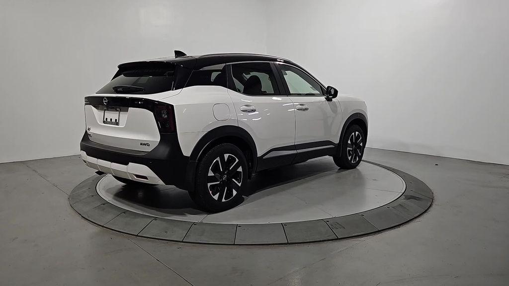 new 2025 Nissan Kicks car, priced at $27,583