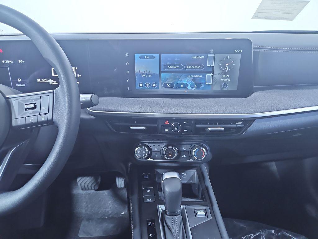 new 2025 Nissan Kicks car, priced at $27,583