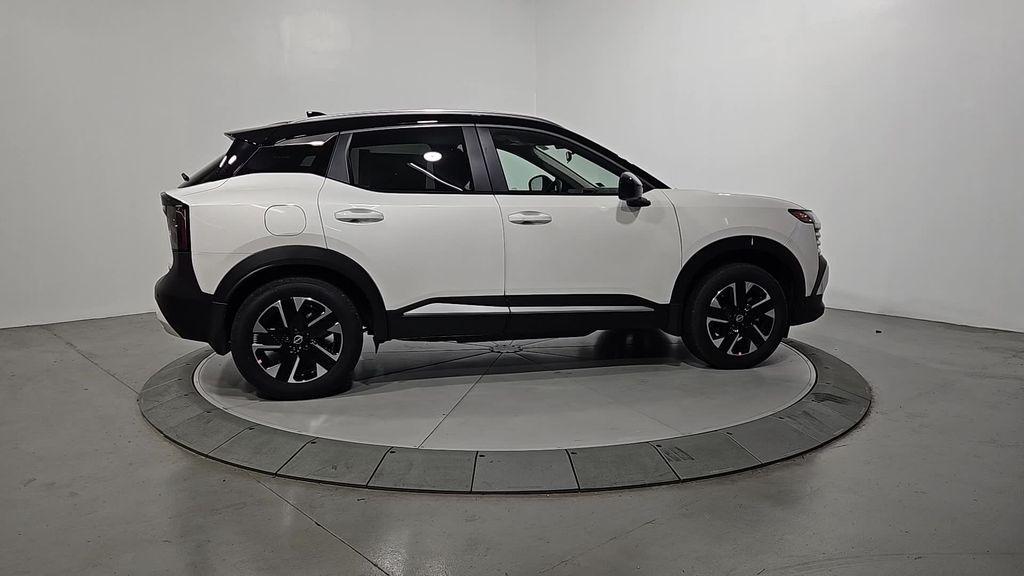 new 2025 Nissan Kicks car, priced at $27,583