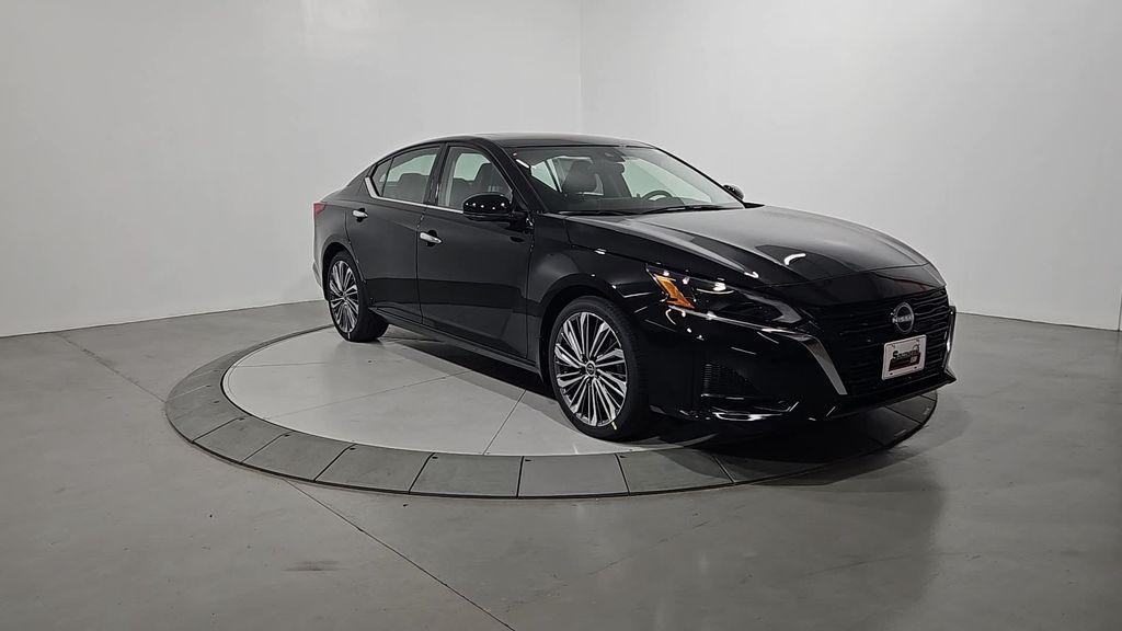 new 2025 Nissan Altima car, priced at $32,228