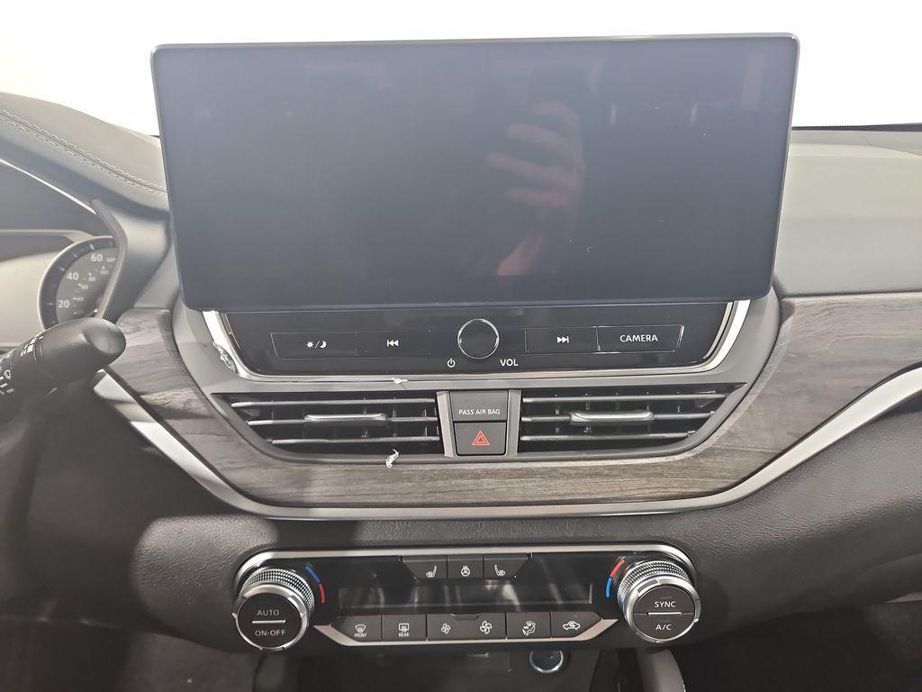 new 2025 Nissan Altima car, priced at $32,228