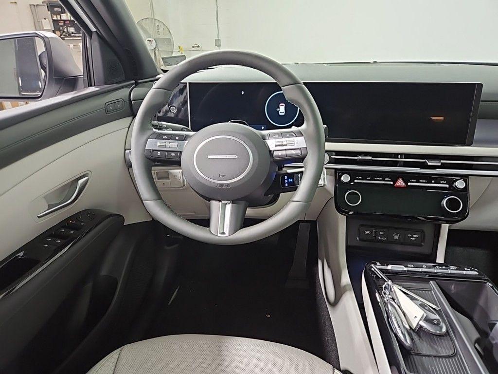 new 2025 Hyundai Tucson car, priced at $39,119