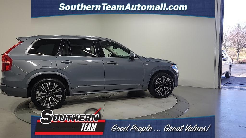 used 2022 Volvo XC90 car, priced at $35,126