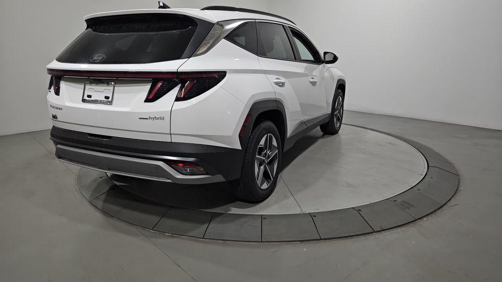 new 2025 Hyundai TUCSON Hybrid car, priced at $35,763