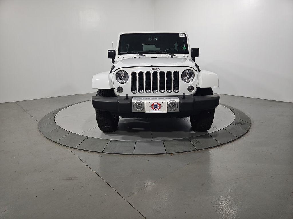 used 2015 Jeep Wrangler Unlimited car, priced at $20,317