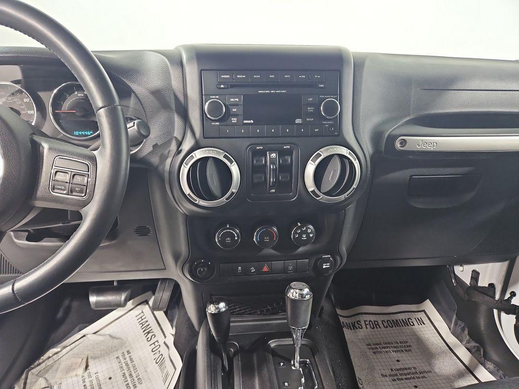used 2015 Jeep Wrangler Unlimited car, priced at $20,317