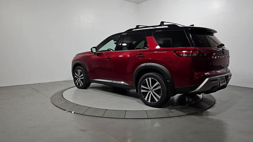 used 2025 Nissan Pathfinder car, priced at $40,553