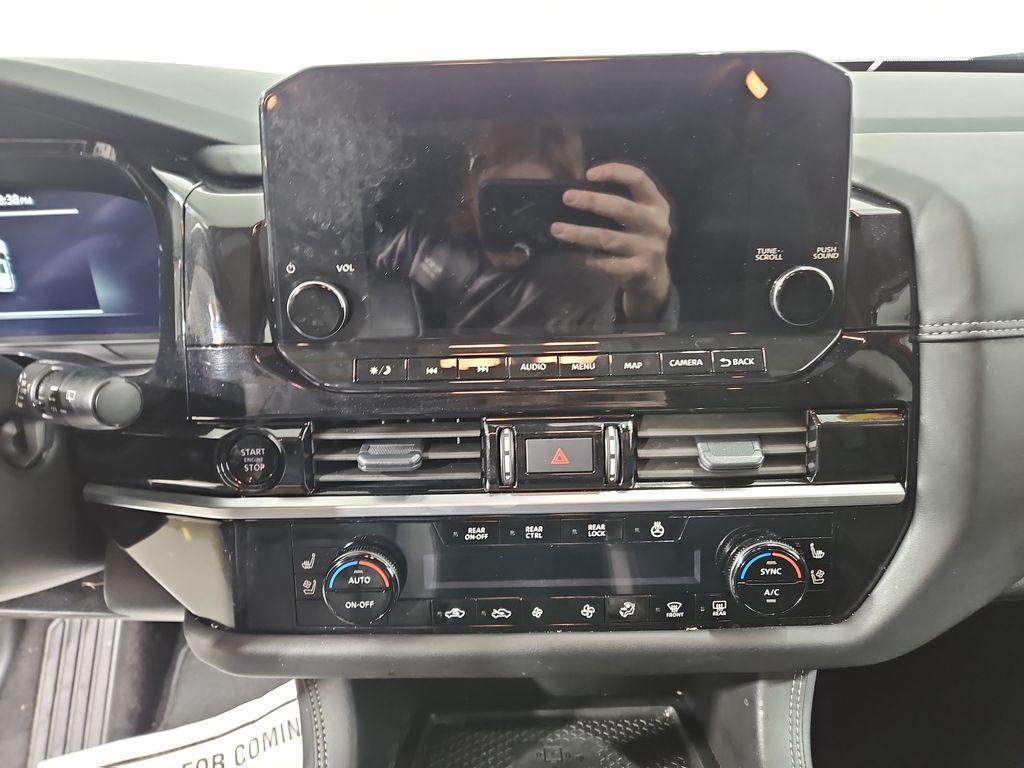 used 2025 Nissan Pathfinder car, priced at $40,553