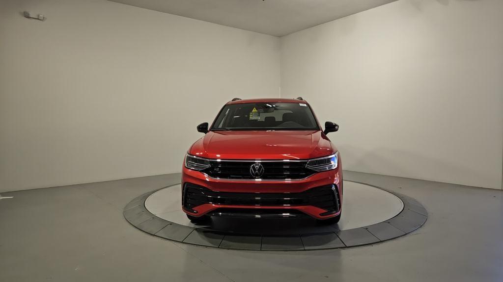 new 2024 Volkswagen Tiguan car, priced at $33,377