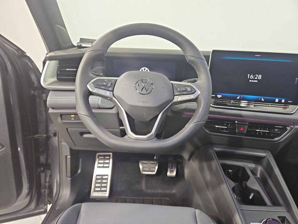 new 2026 Volkswagen Tiguan car, priced at $41,337