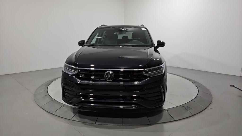 new 2024 Volkswagen Tiguan car, priced at $36,111