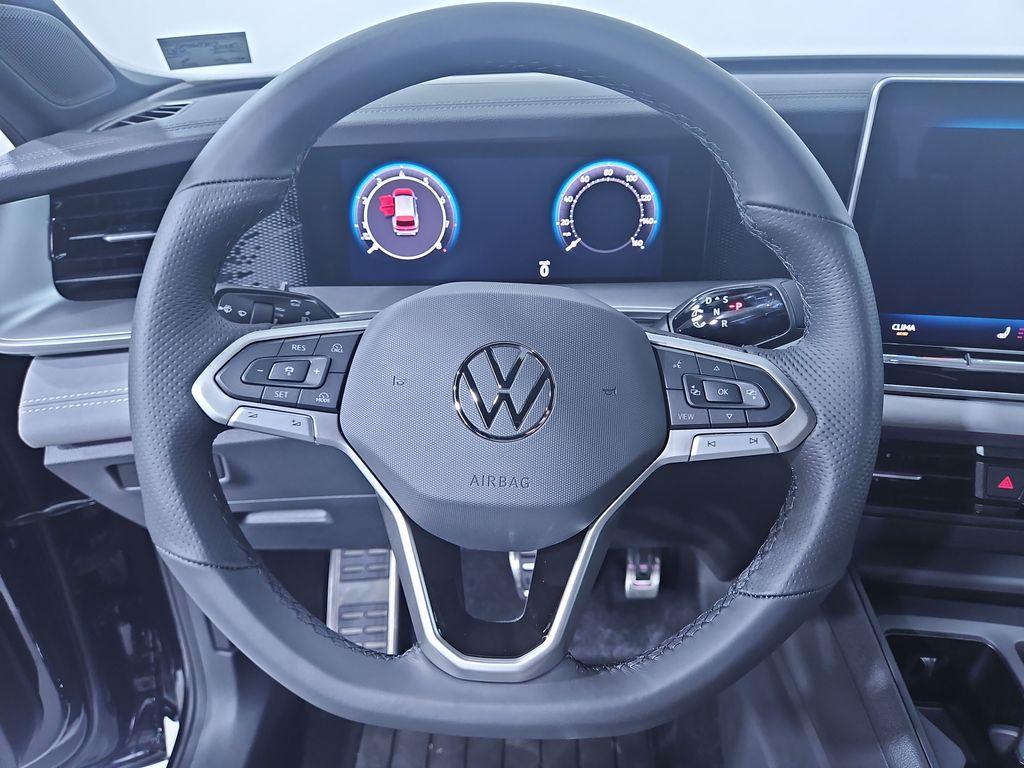 new 2025 Volkswagen Tiguan car, priced at $37,383