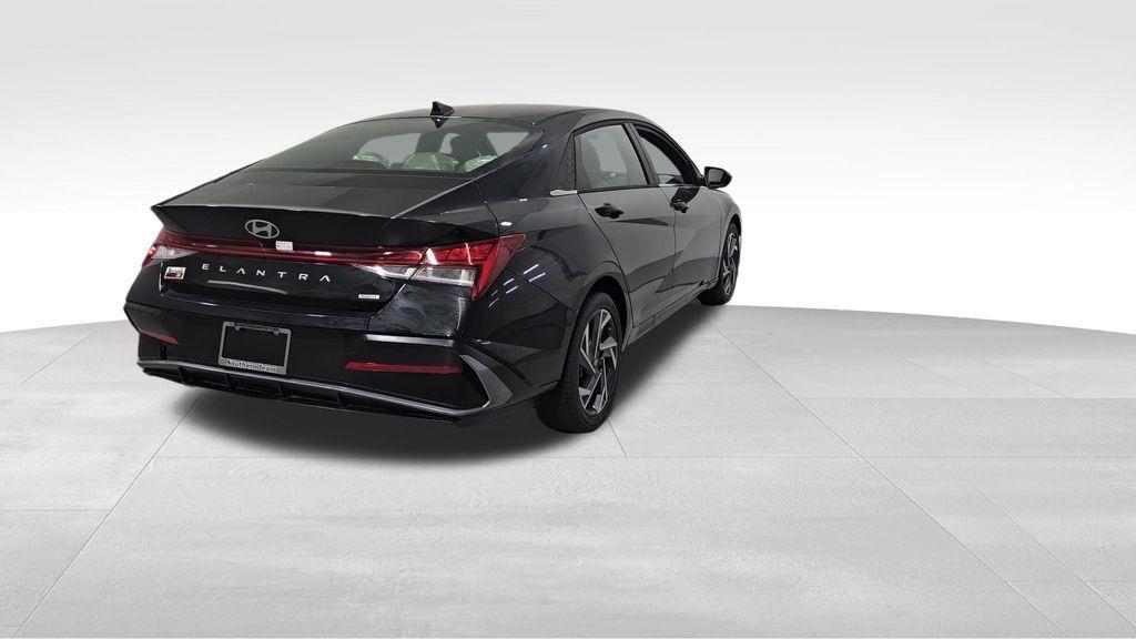new 2025 Hyundai ELANTRA HEV car, priced at $28,610