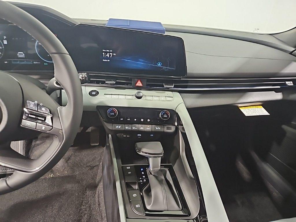 new 2025 Hyundai ELANTRA HEV car, priced at $28,610