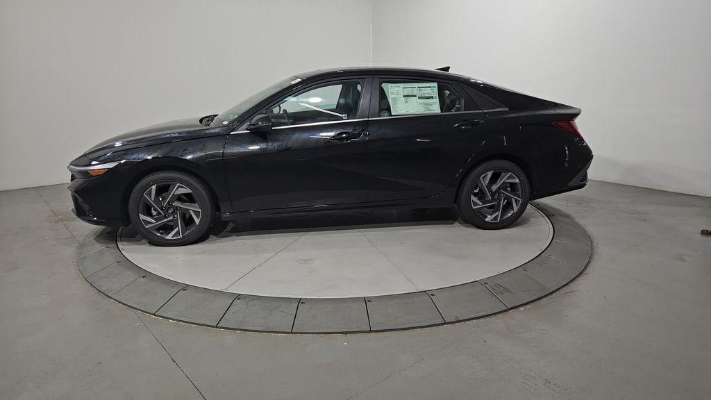 new 2025 Hyundai ELANTRA HEV car, priced at $28,360