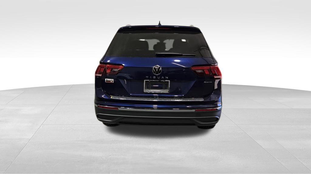 new 2024 Volkswagen Tiguan car, priced at $32,533