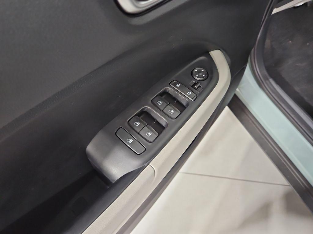 new 2025 Hyundai Venue car, priced at $23,064
