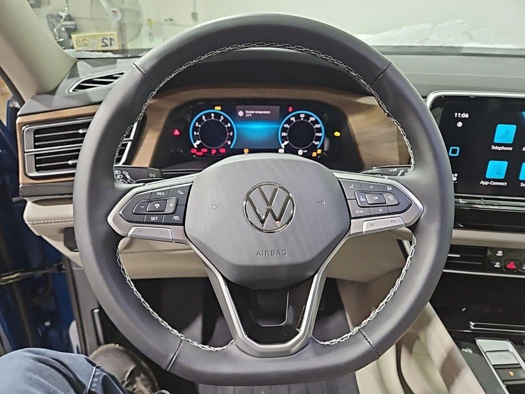 new 2025 Volkswagen Atlas car, priced at $42,463