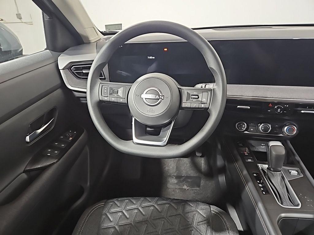 new 2025 Nissan Kicks car, priced at $27,367