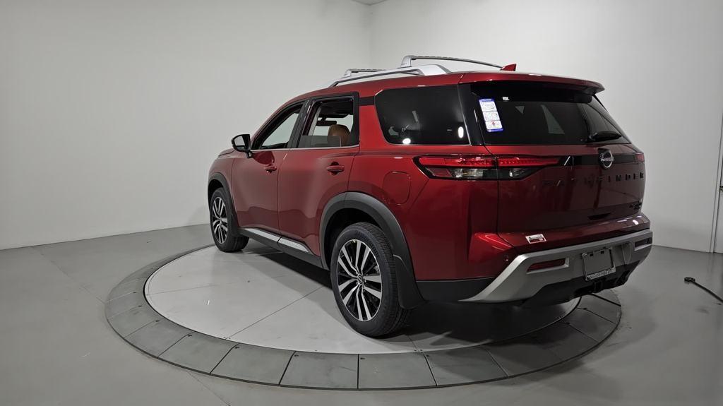 new 2025 Nissan Pathfinder car, priced at $53,285