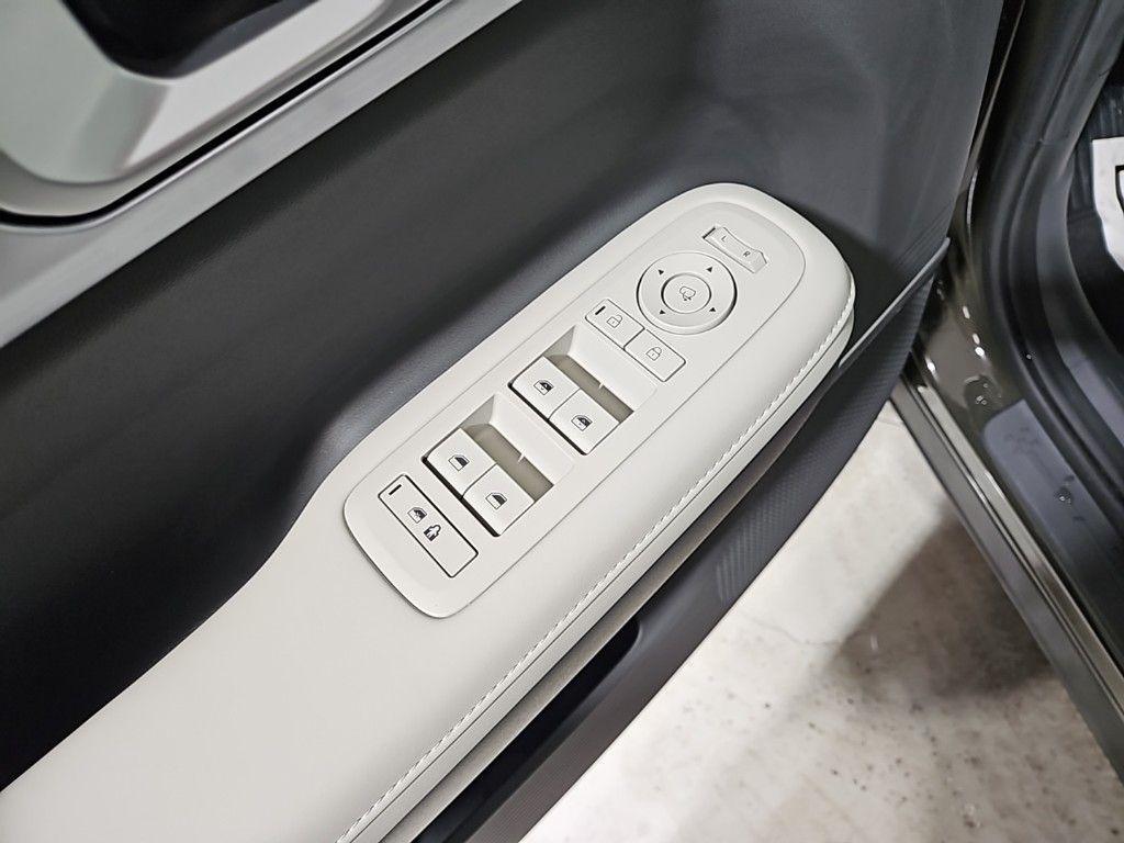 new 2025 Hyundai Santa Fe car, priced at $43,341