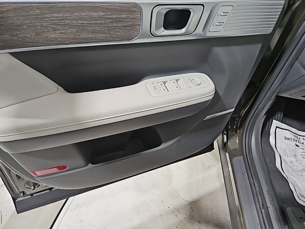 new 2025 Hyundai Santa Fe car, priced at $43,341