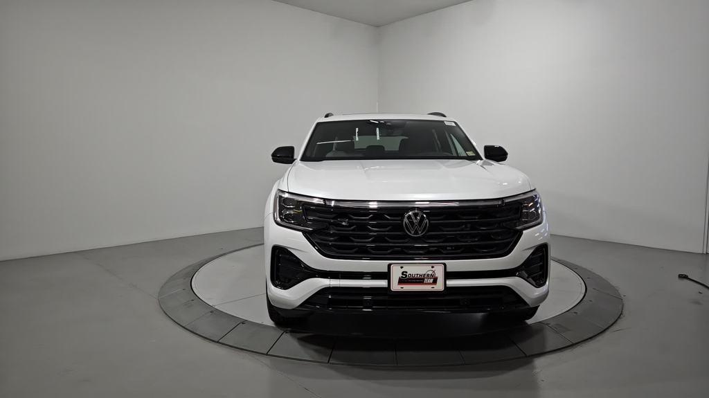 new 2025 Volkswagen Atlas Cross Sport car, priced at $49,174