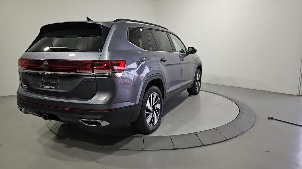 new 2024 Volkswagen Atlas car, priced at $40,768