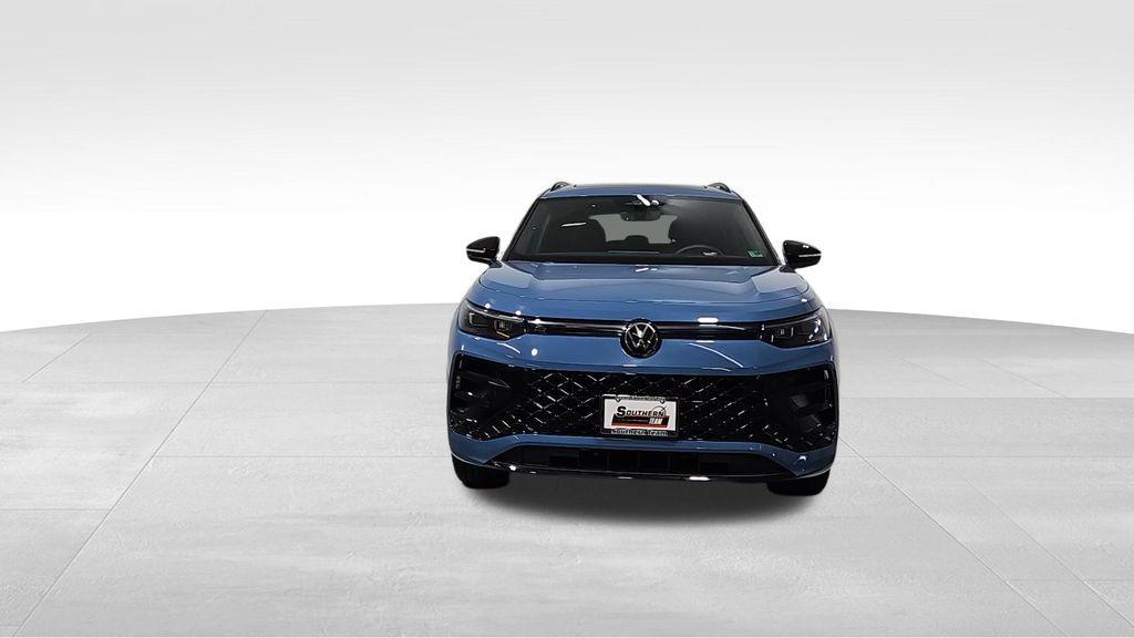 new 2025 Volkswagen Tiguan car, priced at $39,941
