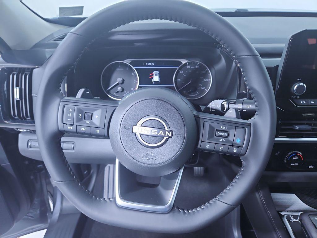 new 2025 Nissan Pathfinder car, priced at $36,493