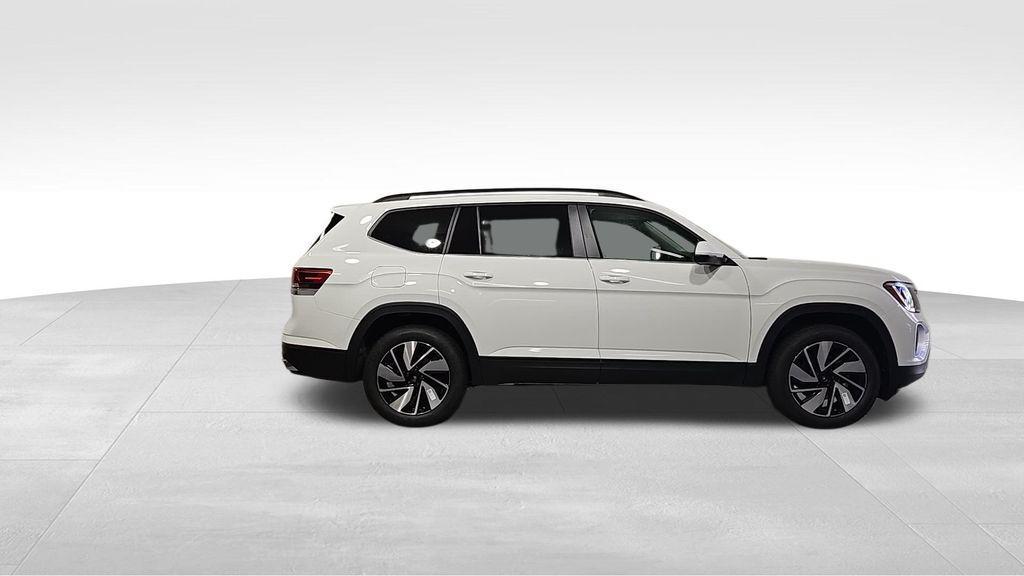 new 2025 Volkswagen Atlas car, priced at $45,992