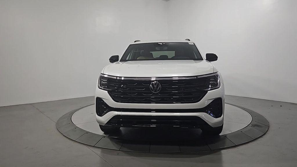 new 2026 Volkswagen Atlas Cross Sport car, priced at $53,188