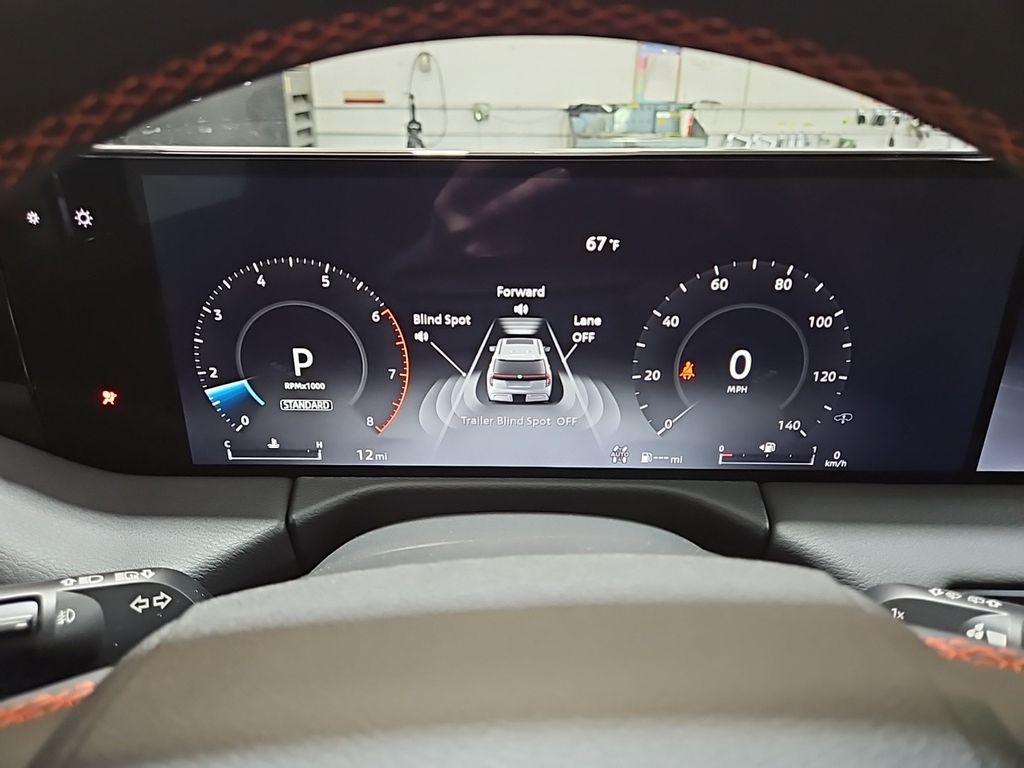 new 2025 Nissan Armada car, priced at $81,135