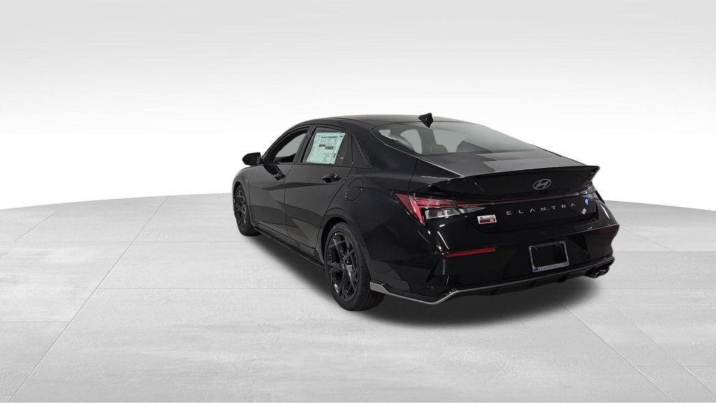 new 2025 Hyundai Elantra car, priced at $28,178