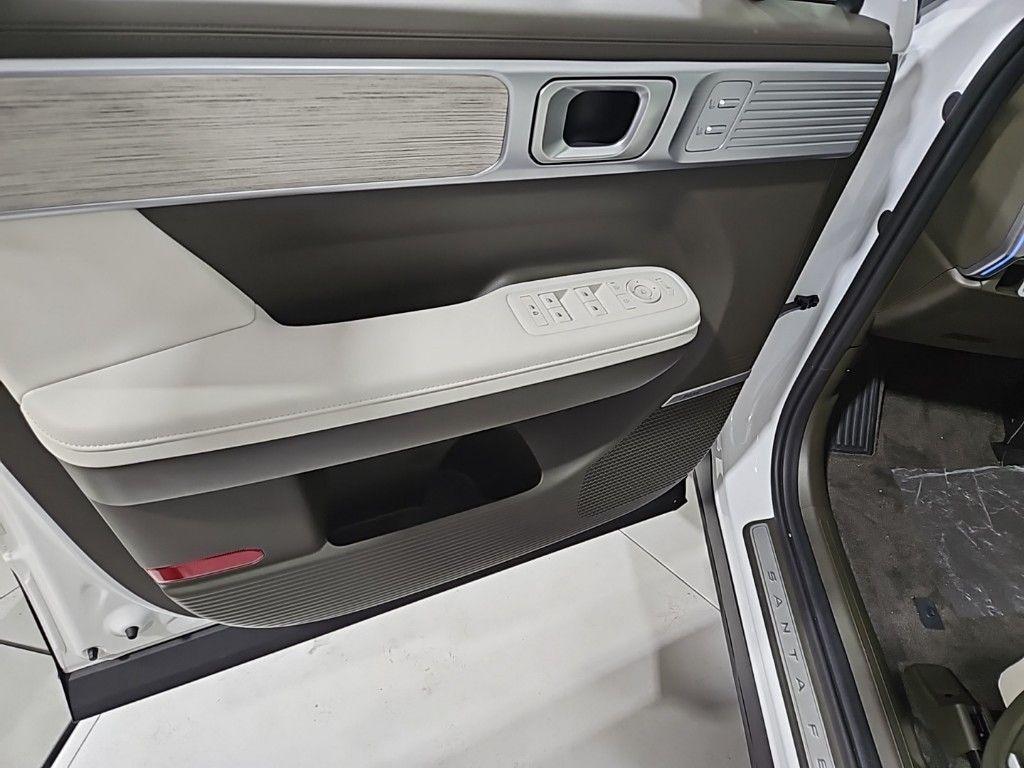 new 2025 Hyundai Santa Fe car, priced at $47,006
