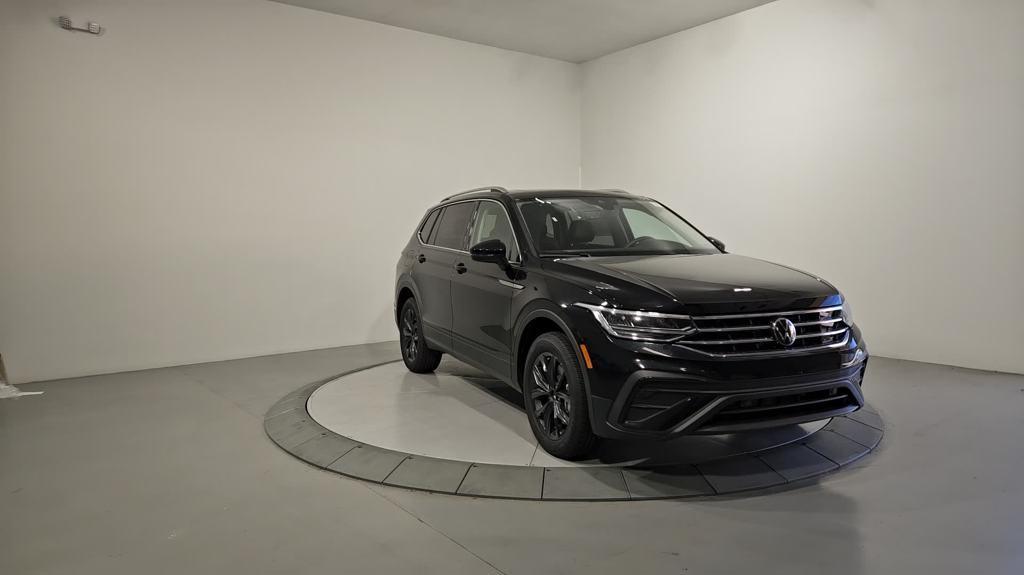 new 2024 Volkswagen Tiguan car, priced at $32,802