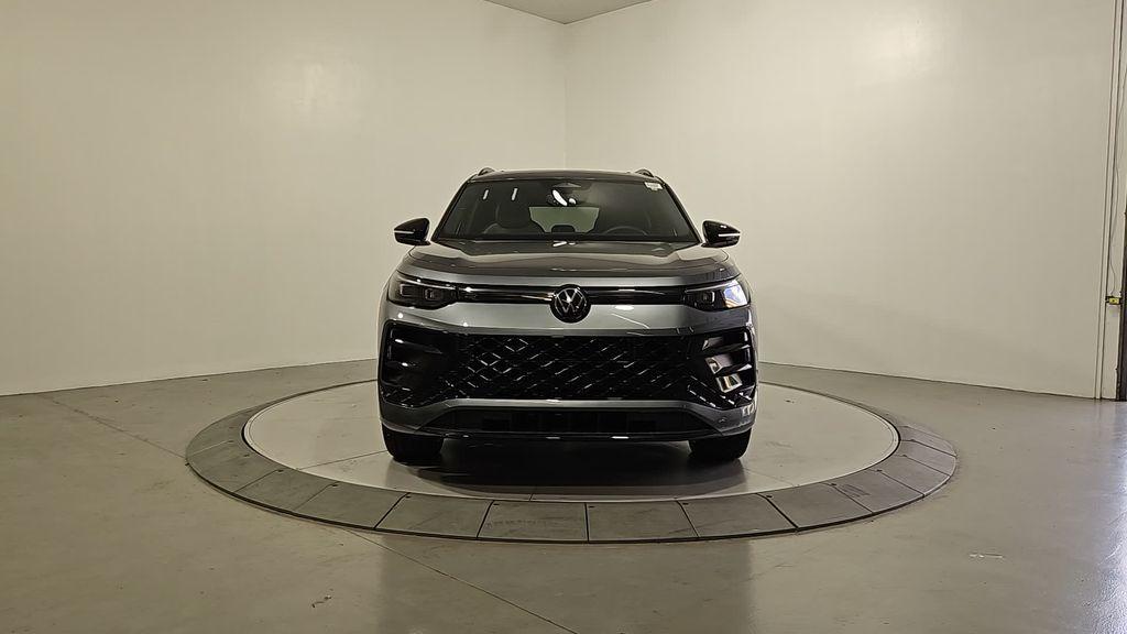 new 2025 Volkswagen Tiguan car, priced at $37,395