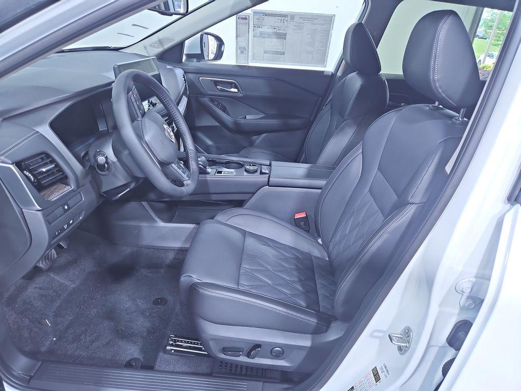 new 2025 Nissan Rogue car, priced at $40,789