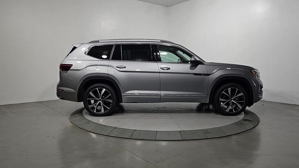 new 2026 Volkswagen Atlas car, priced at $54,899