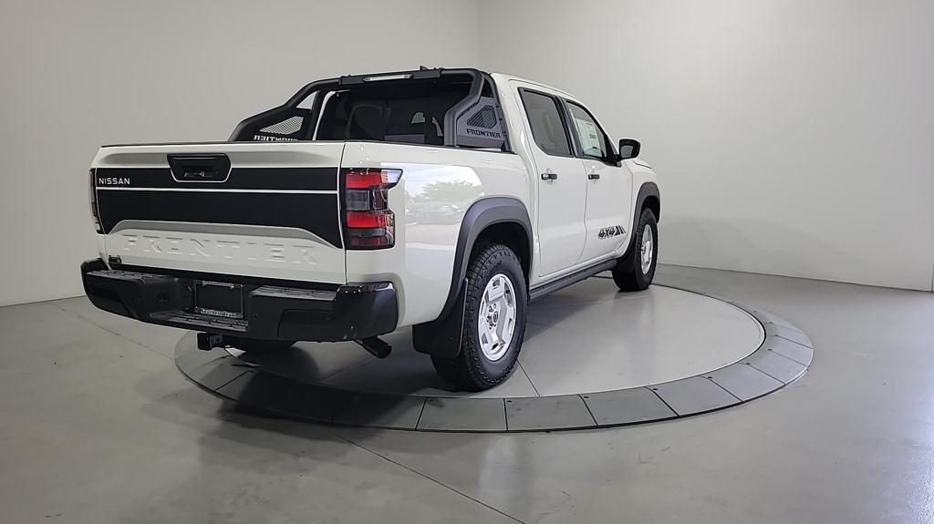 new 2024 Nissan Frontier car, priced at $39,684