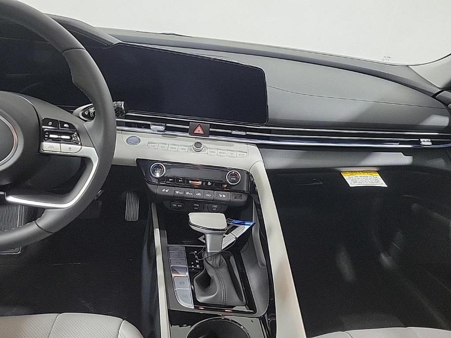 new 2024 Hyundai Elantra HEV car, priced at $28,871