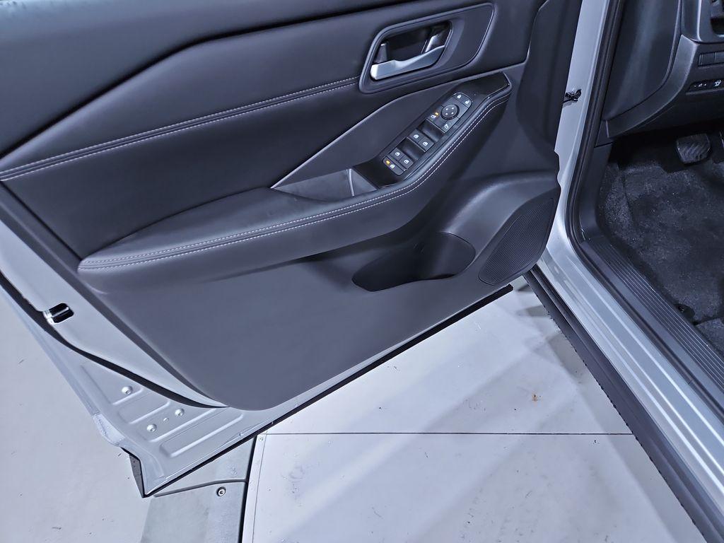 new 2025 Nissan Rogue car, priced at $35,385