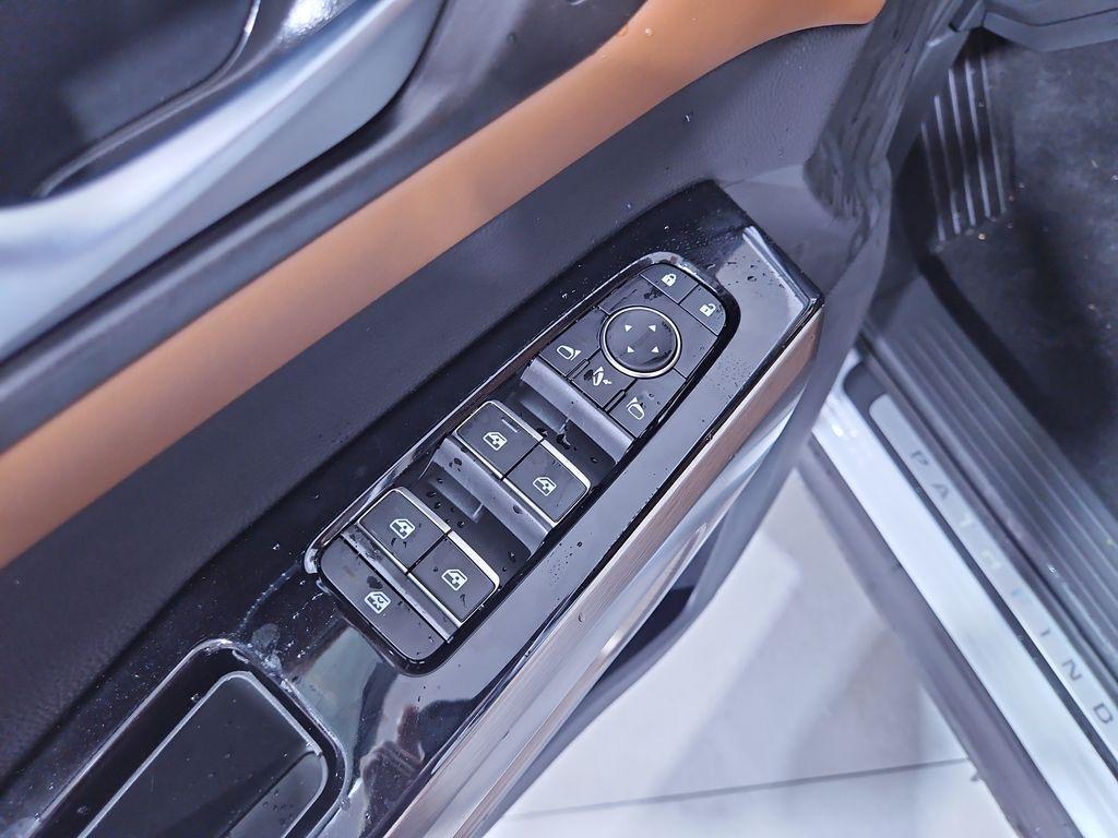 new 2025 Nissan Pathfinder car, priced at $50,765