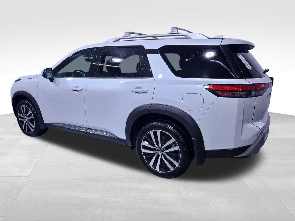 new 2025 Nissan Pathfinder car, priced at $50,765